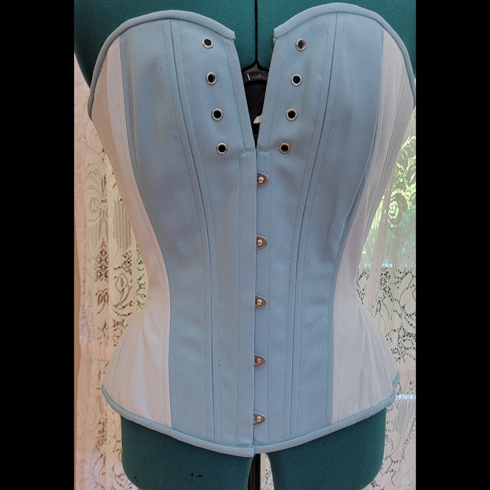 Timeless Trends Hourglass OVERBUST 24*